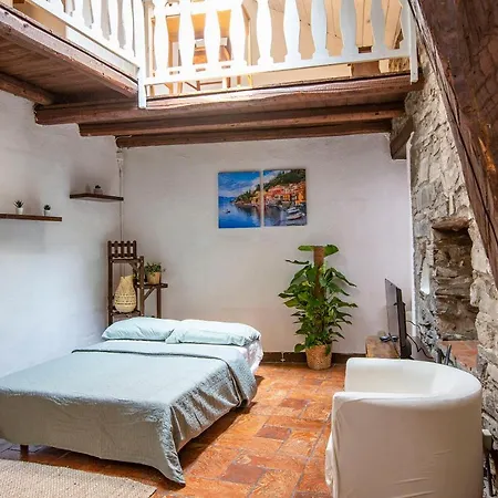 Lady Molina House - Con Parcheggio Assegnato Nyaraló